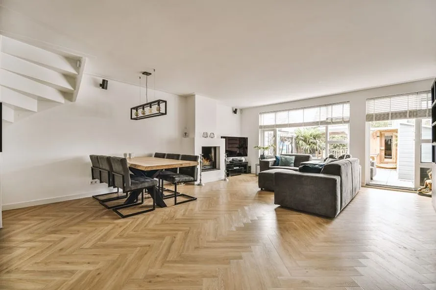 Hardwood floor installed by The Floor 4U in Frankfort, IL. Elegant and durable wood flooring ideal for living rooms, bedrooms, and open-concept spaces.