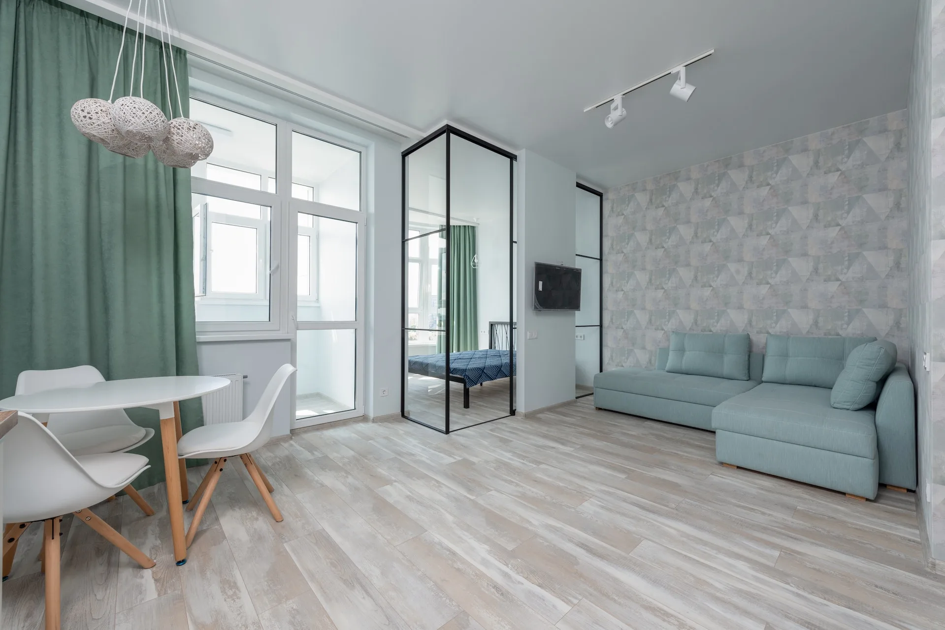 Light-tone laminate floor installed by The Floor 4U in Frankfort, IL. Affordable hardwood alternative with a clean, modern finish.