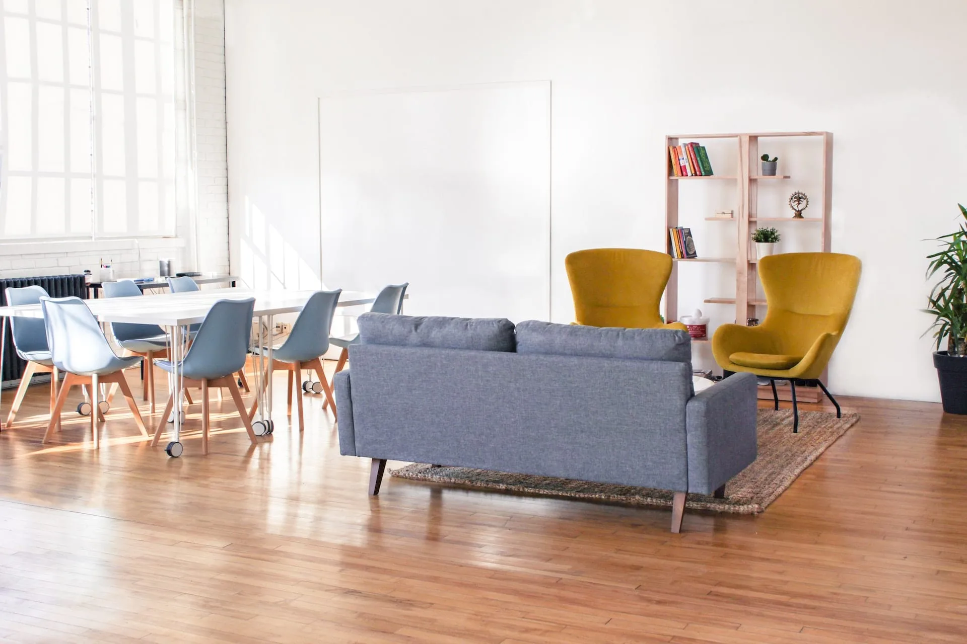 Modern interior design inspiration featured by The Floor 4U in Frankfort, IL. Professional setting with stylish flooring and contemporary decor.