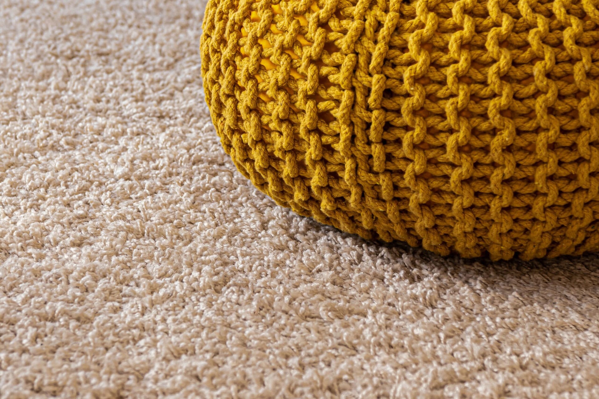 Plush carpet flooring installed by The Floor 4U in Frankfort, IL. Soft, stylish option ideal for bedrooms, family rooms, or cozy interiors.